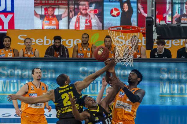 容的延伸 容的延伸