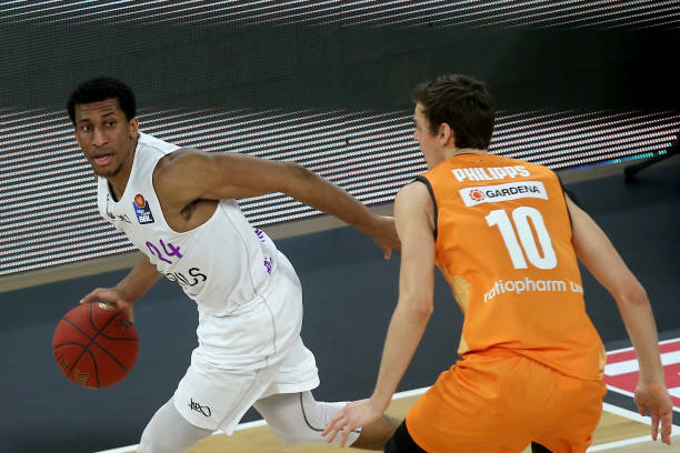 奇的对决中 奇的对决中