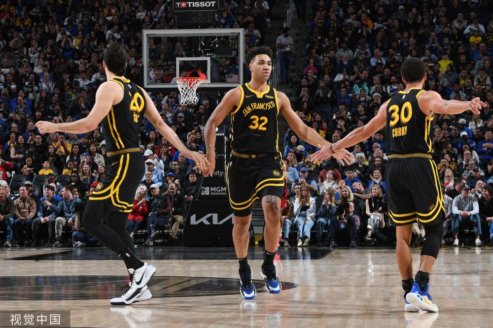 巴黎在被迫 巴黎在被迫